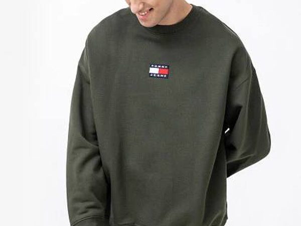 بلوز اورسایز از Tommy jeans اورجینال سبز