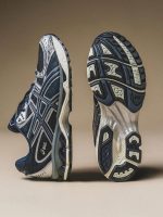 کتونی  ASICS NIMBUS 10.1