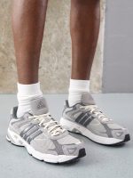 کتونی Adidas Response