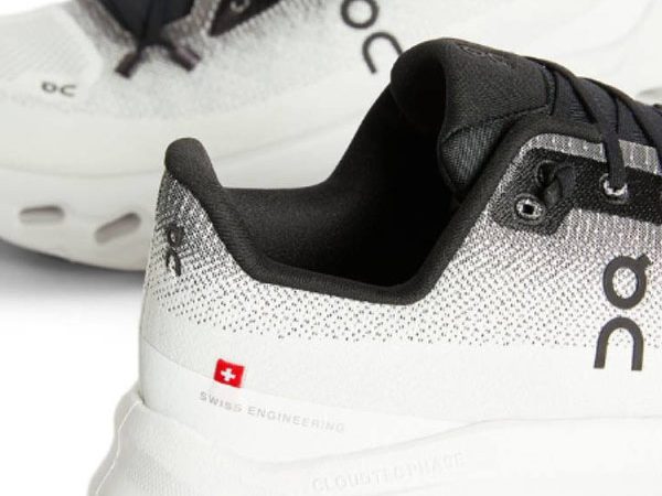 کتونی ON Running Cloudtilt