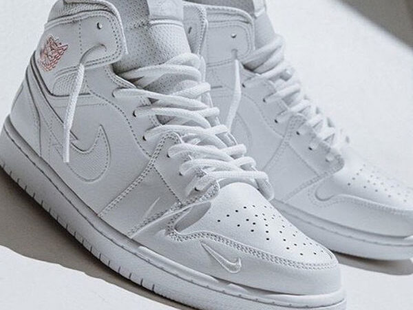 کتونی ایر جردن Air Jordan 1 Mid SE "SWOOSH ON TOUR" 2020