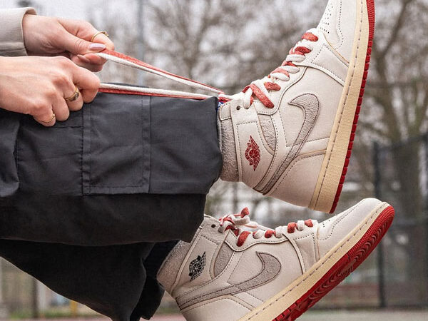 کتونی ایر جردن Air Jordan 1 Retro High Rare Air