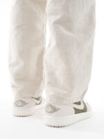 کتونی Air Jordan 1 low SE (MEDIUM OLIVE) - تصویر 3