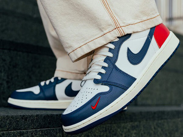 کتونی  Air jordan 1 Retro Low -Enrolls at Howard University
