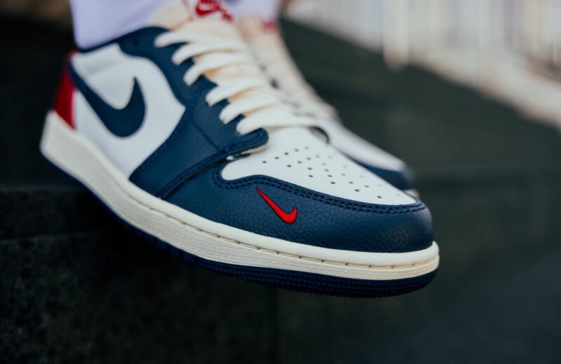 کتونی  Air jordan 1 Retro Low -Enrolls at Howard University - تصویر 2