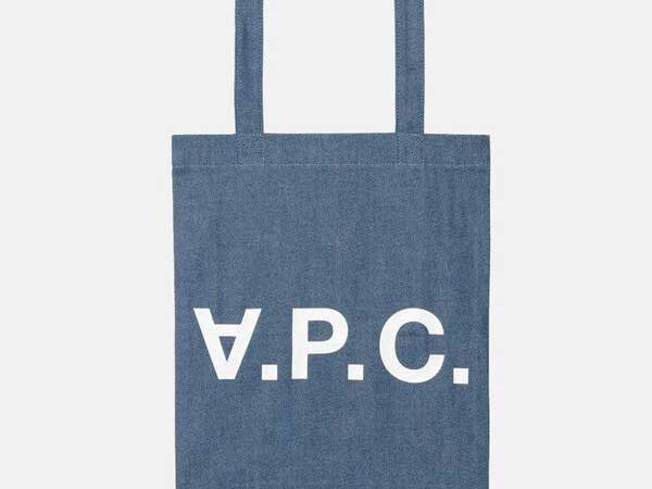 توت بگ A.P.C